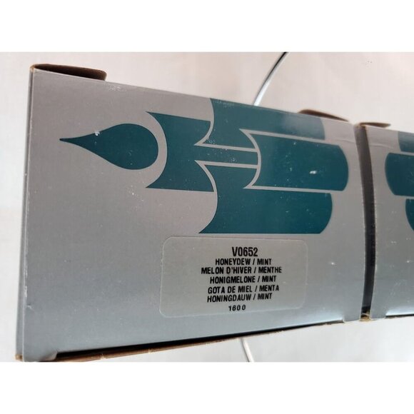 Vintage Partylite Votive Candles Honeydew Scent Mint Green 6-Pack V0652 - Picture 3 of 3